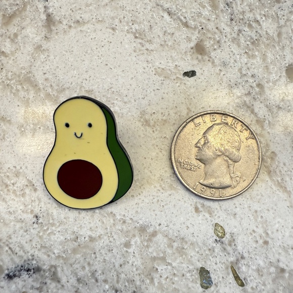 Avacado push pin Accessory - Picture 2 of 3